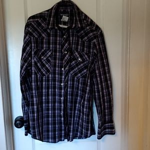 Wrangler pearl snap shirt